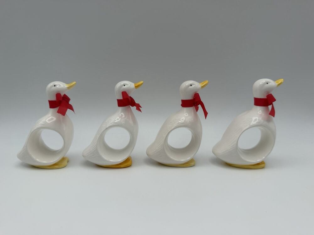 Vintage White Ceramic Duck Napkin Rings Set of 4 Red Bows Farmhouse Cottagecore